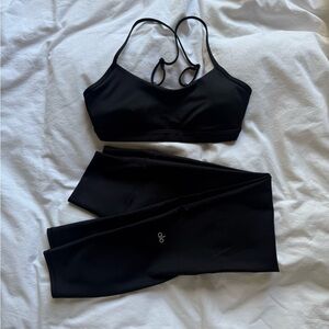Alo set airlift leggings and airlift intrigue bra small